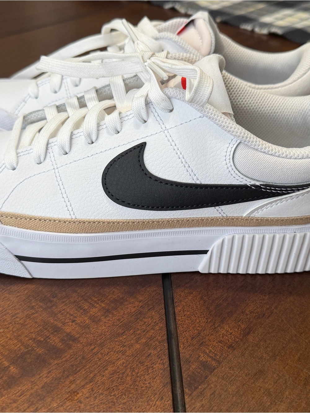 Nike Court Legacy Lift Platform Sneakers

Women’s Size 8.5